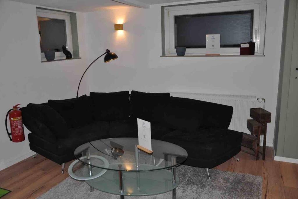 Stadtnaher Heller Souterrain Apartment โอลเดนบวร์ก ภายนอก รูปภาพ