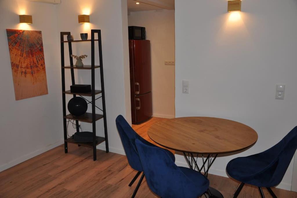 Stadtnaher Heller Souterrain Apartment โอลเดนบวร์ก ภายนอก รูปภาพ